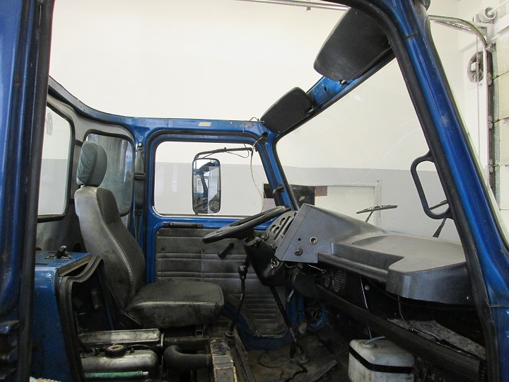 img00027.jpg